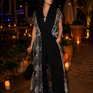 Tendresse Boutique Black & White Embroidered Abaya