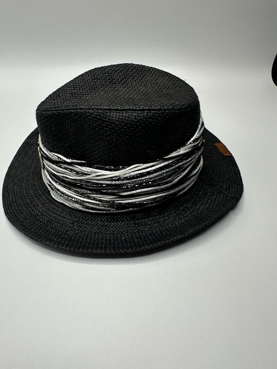 Knots by nada Black Threaded Hat