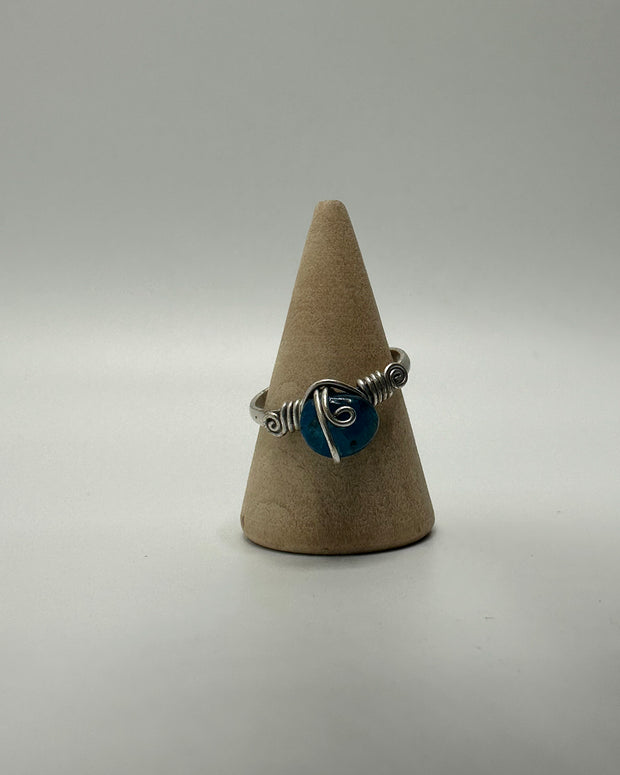Hartouka Earthbound Wire Rings
