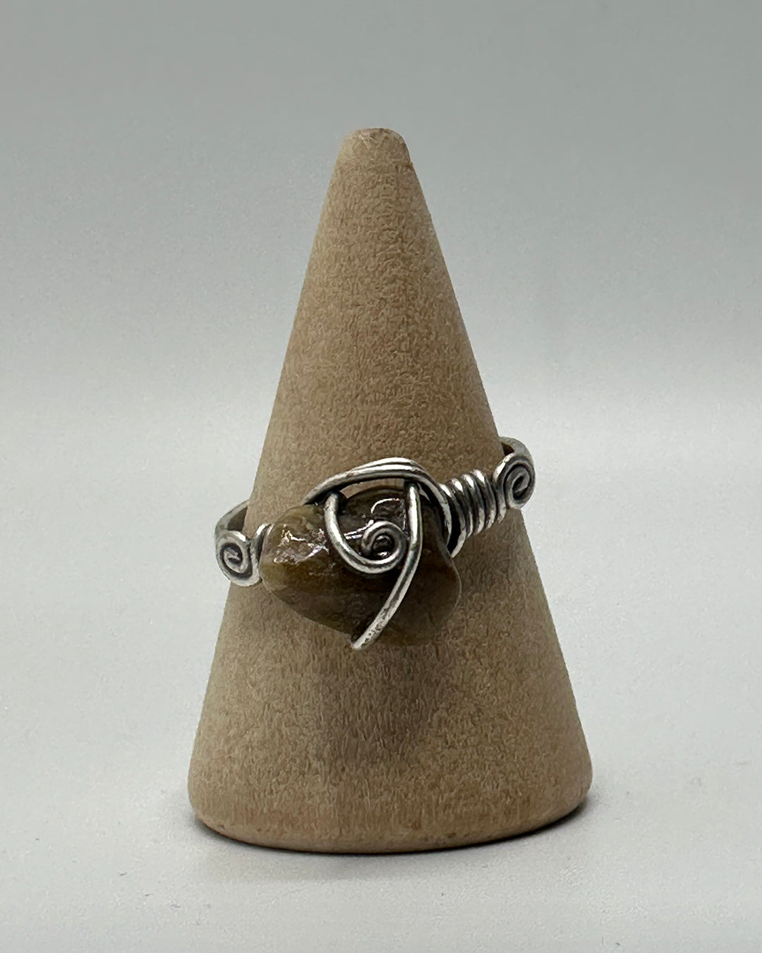Hartouka Earthbound Wire Rings