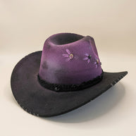 By Carmenzo Purple feather unisex hat