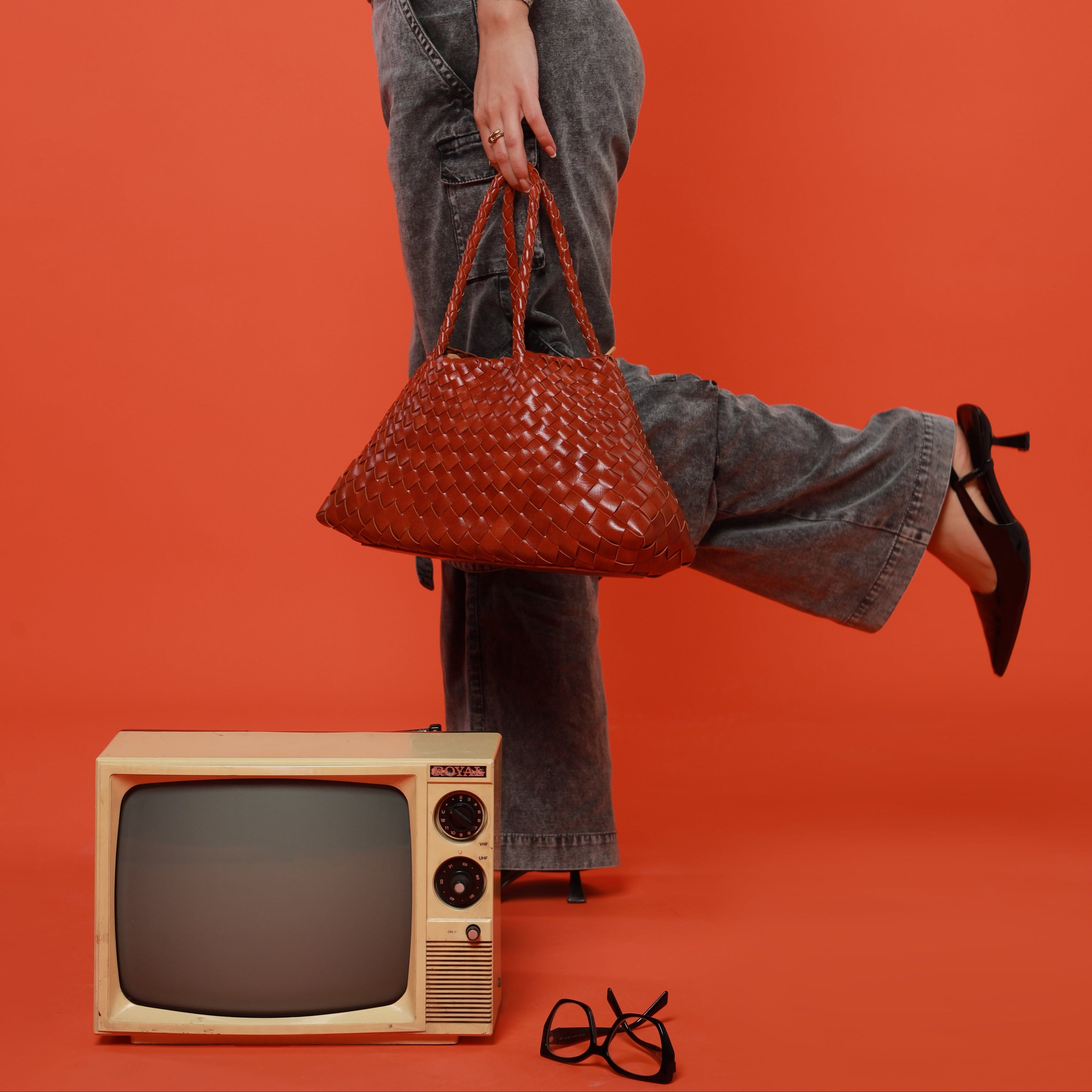 CHARMPOP Romina Romina | Woven Vegan Leather Tote | Charmpop Lebanon