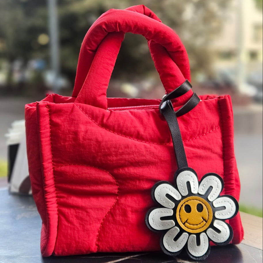 CHARMPOP Smiley Daisy Charm