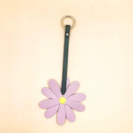 CHARMPOP Sweet Daisy Bag Charm