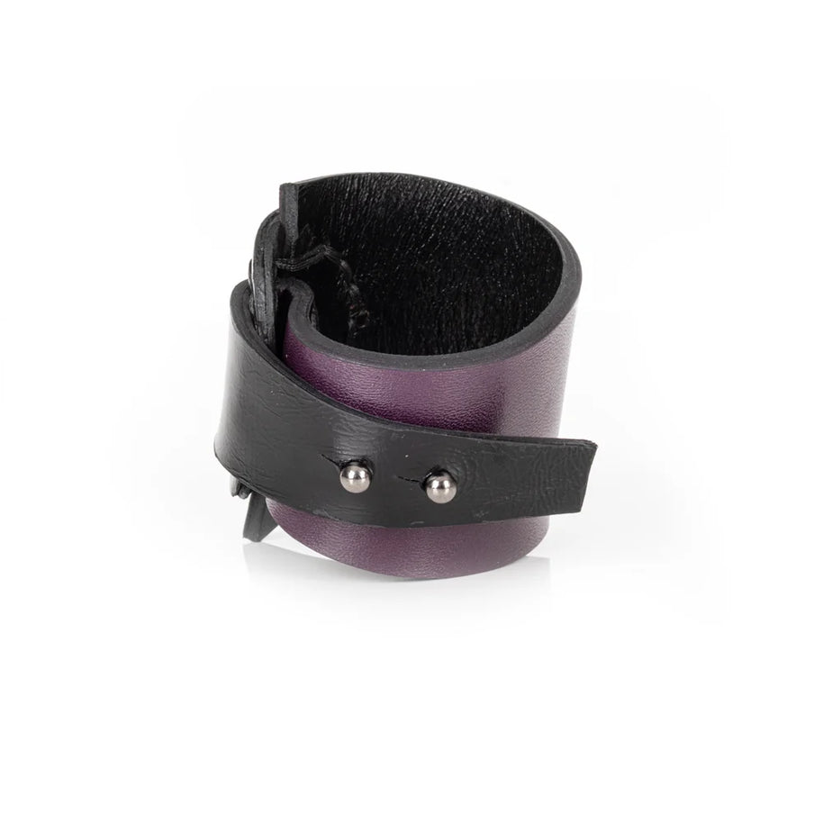 The Dark Black & Deep Plum Leather Wrap Bracelet Sculpted Ring