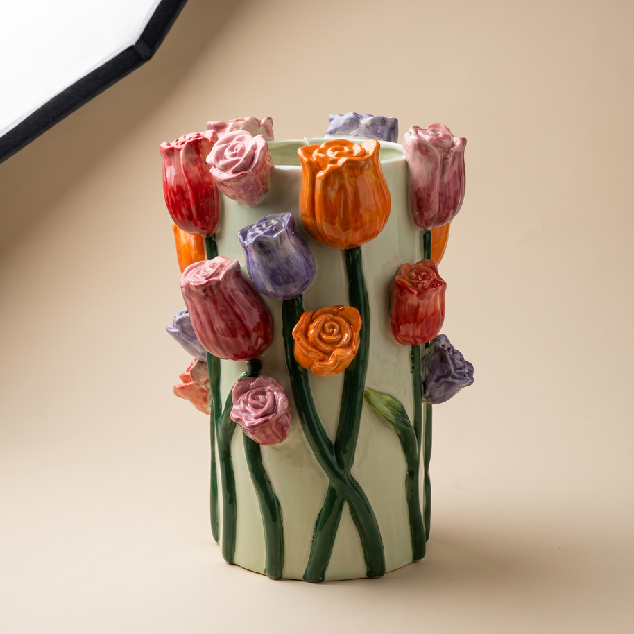 Tati deco Sculpted rose vase small