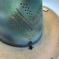 By Carmenzo green lover unisex hat