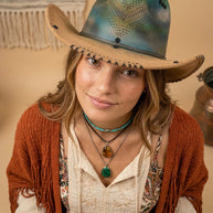 By Carmenzo green lover unisex hat