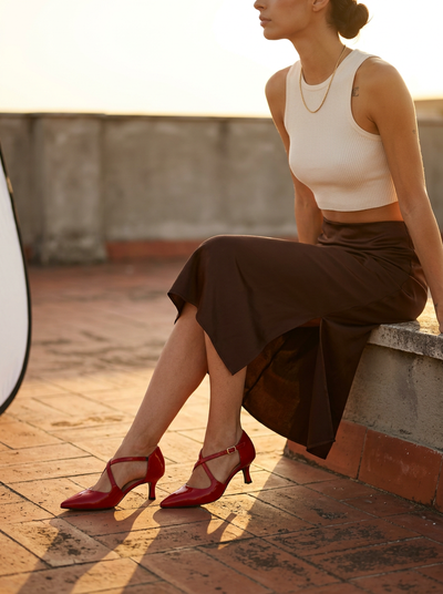 KOAN Onde Piane Red Gloss Cross-Strap Pump