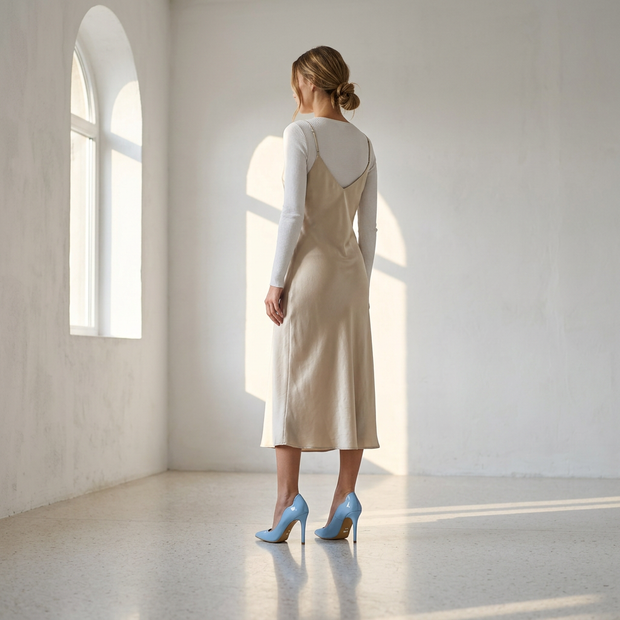 KOAN Onde Piane Sky Blue Curved-Topline Stiletto Pump
