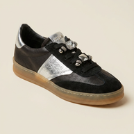 KOAN MJUS Black Leather Silver-Accent Runner