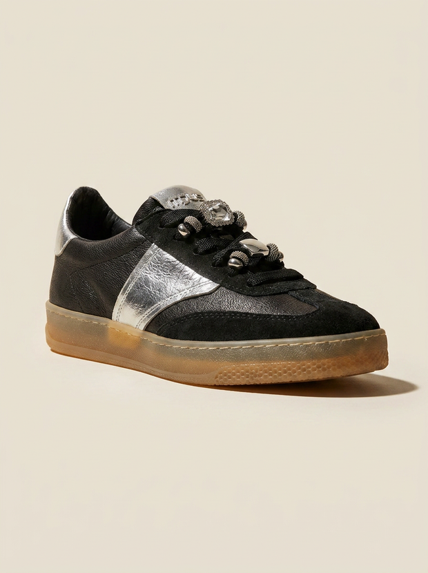 KOAN MJUS Black Leather Silver-Accent Runner