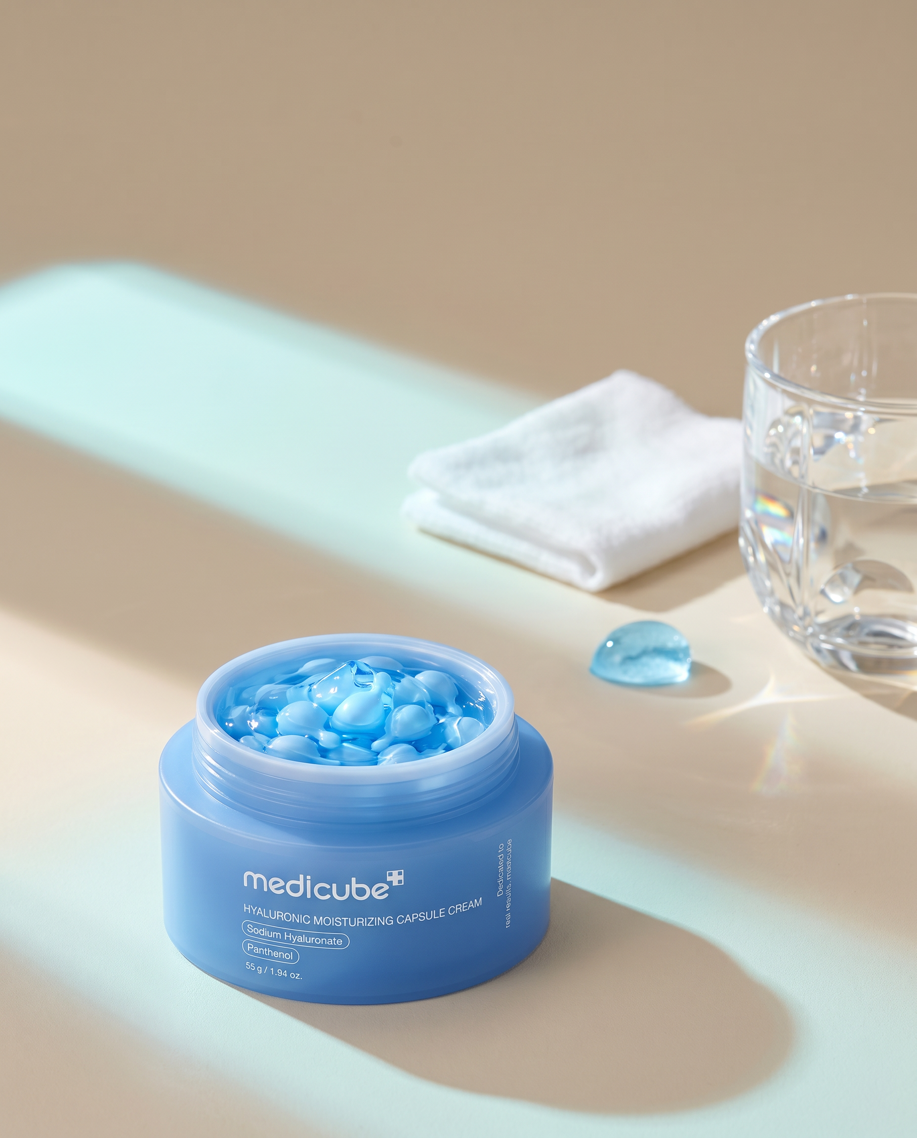 Medicube Hyaluronic Moisturizing Capsule Cream (Elite Seoul Skin)