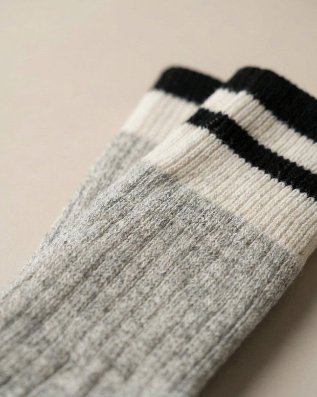 Polar paw casual tout aller gray black socks