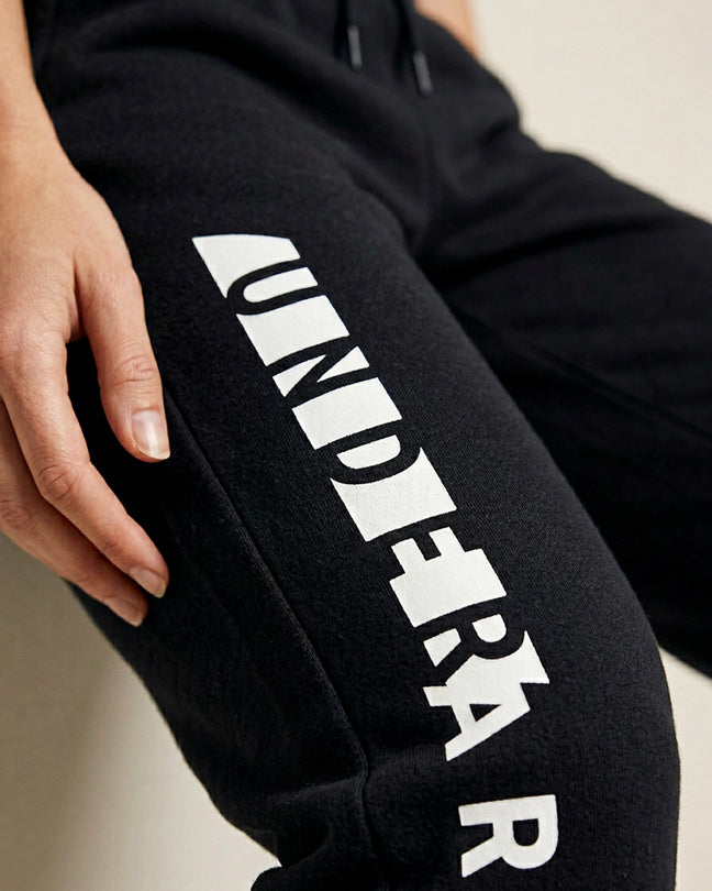 Under Armour sports pant black side logo