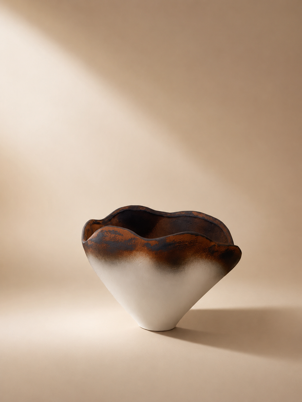 Tati deco Vase white brown metal